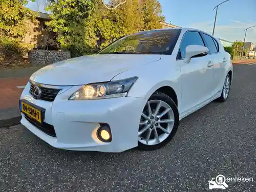 Lexus CT 200h 2011