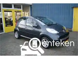 Peugeot 107 1.0 70 2012
