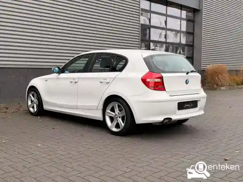 BMW 118i 2008