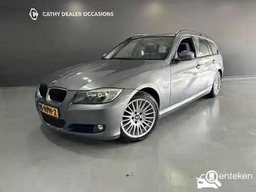 BMW 318i Touring 2009