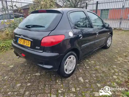 Peugeot 206 75 2002