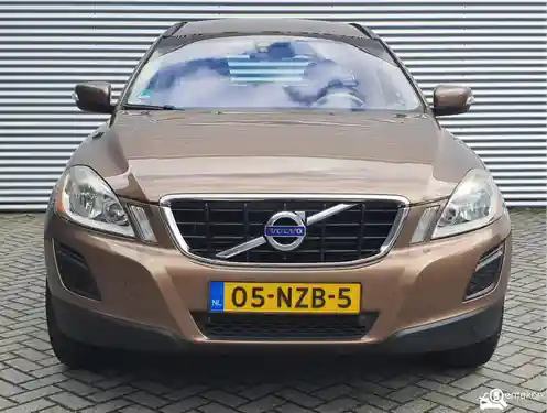 Volvo XC60 2.0T 2011