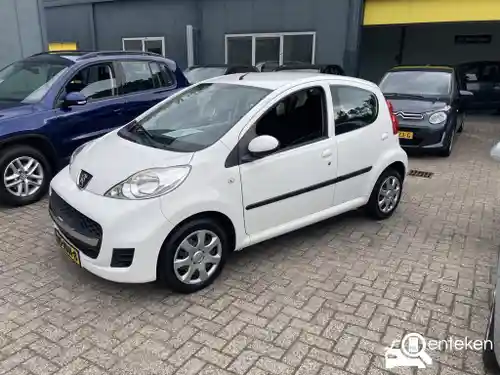 Peugeot 107 1.0 70 2011