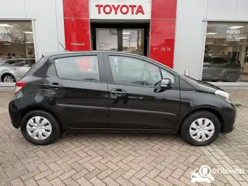 Toyota Yaris 1.0 2012