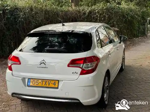 Citroen C4 VTi 120 2012
