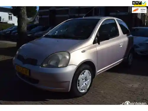 Toyota Yaris 1.0 2000