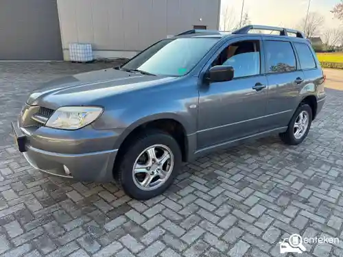 Mitsubishi Outlander 2.0 2009