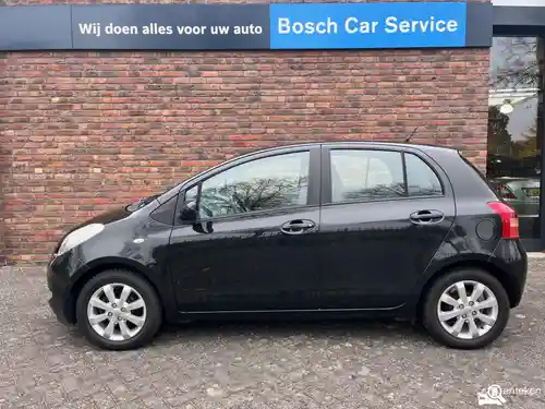 Toyota Yaris 1.3 2009