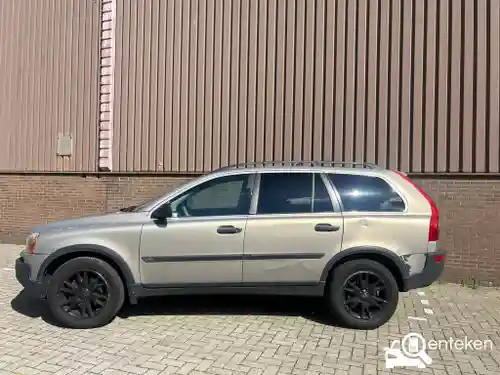 Volvo XC90 2.5T 2004