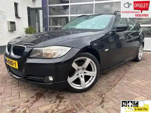 BMW 318i Touring 2009