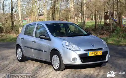 Renault Clio 1.2 16V 75 2009