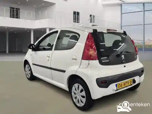 Peugeot 107 1.0 70 2010