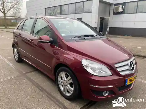 Mercedes-Benz B 180 2011