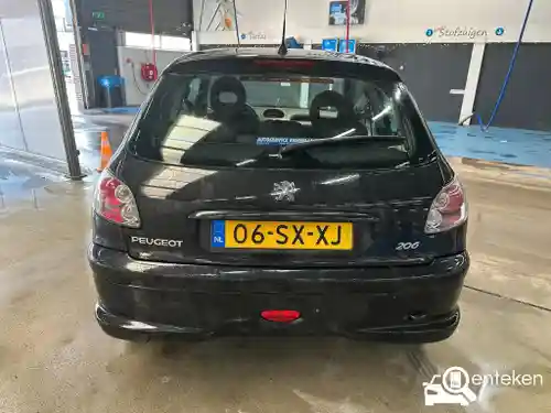 Peugeot 206 75 2006