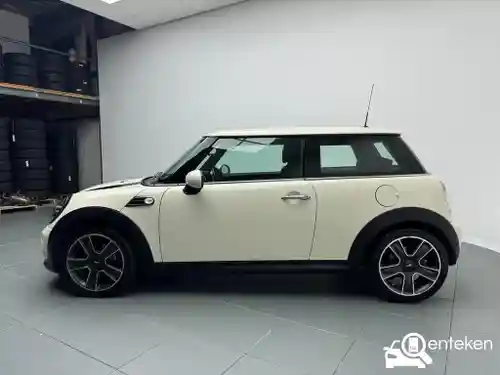MINI  One malist 2012