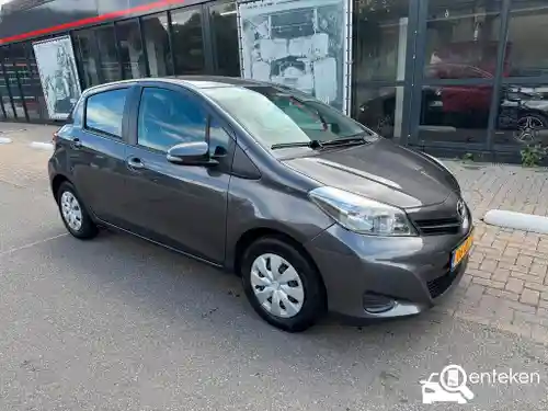 Toyota Yaris 1.0 2012