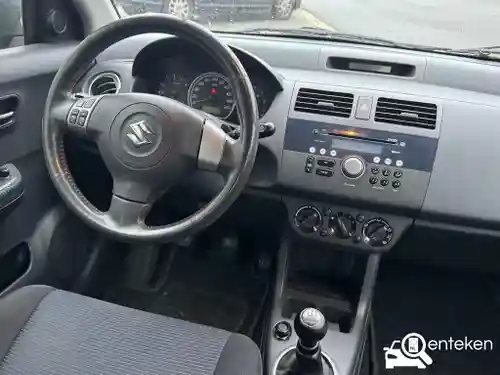 Suzuki Swift 1300 2007