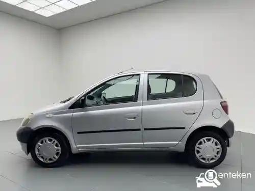 Toyota Yaris 1.0 2001