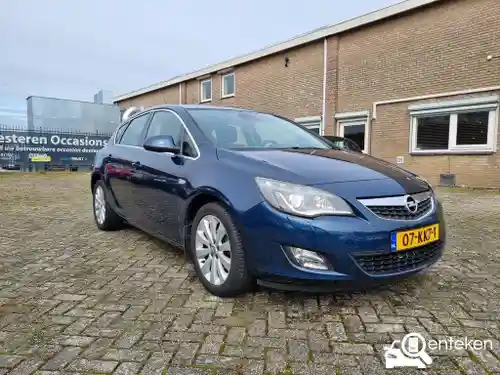 Opel Astra 1.6 2010