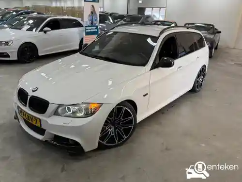 BMW 320i Touring 2010