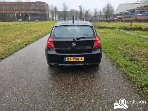 BMW 116i 2011