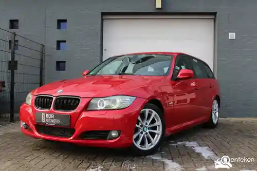 BMW 320d EfficientDynamics Edition Touring 2011