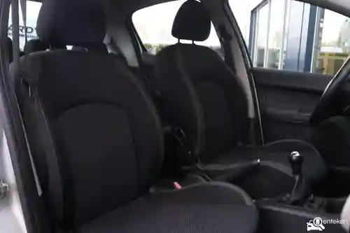 Peugeot 206 75 2011