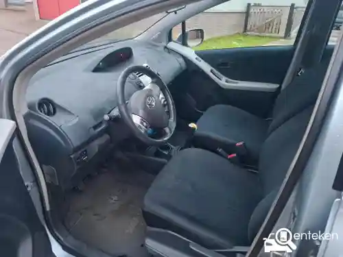 Toyota Yaris 1.3 2006