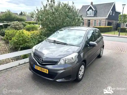 Toyota Yaris 1.0 2012