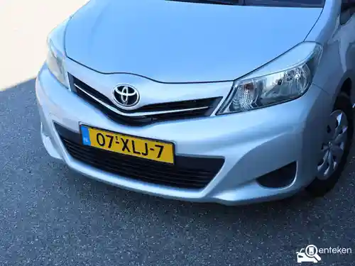 Toyota Yaris 1.0 2012