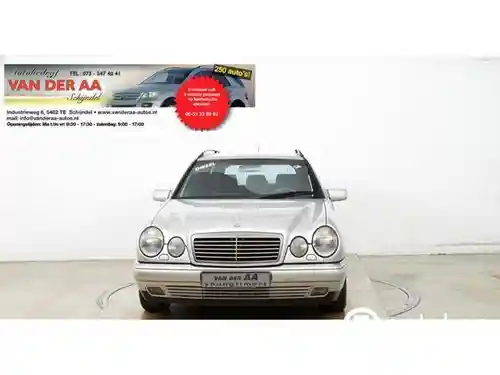Mercedes-Benz E 220 CDI T-model 1999