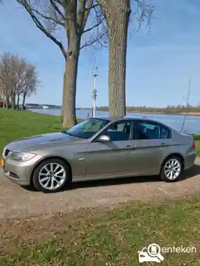 BMW 318i 2008