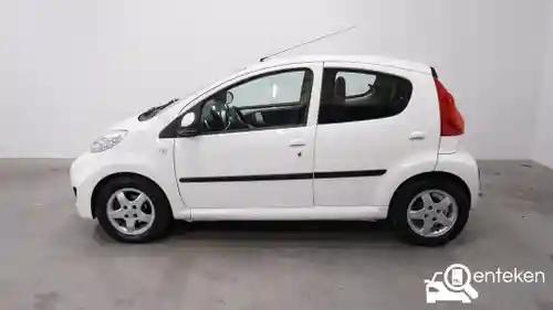 Peugeot 107 1.0 70 2010