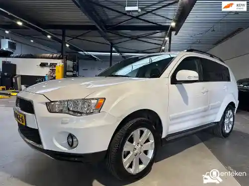 Mitsubishi Outlander 2.0 2011