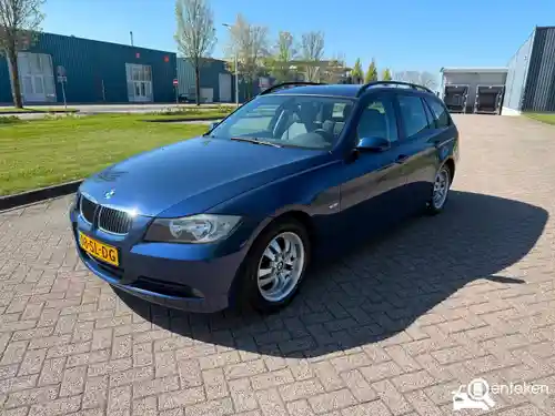 BMW 320i Touring 2006