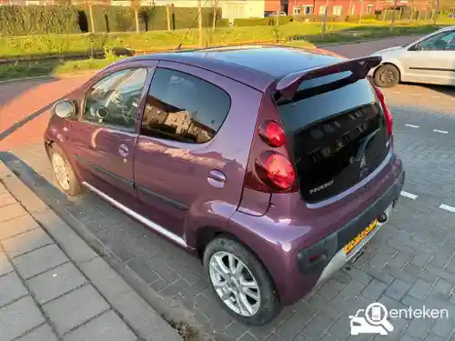 Peugeot 107 1.0 68 2012