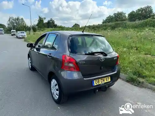 Toyota Yaris 1.3 2008