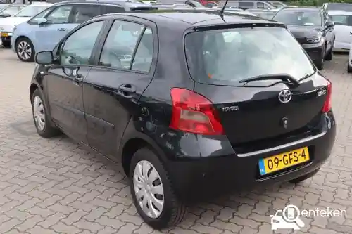 Toyota Yaris 1.3 2008