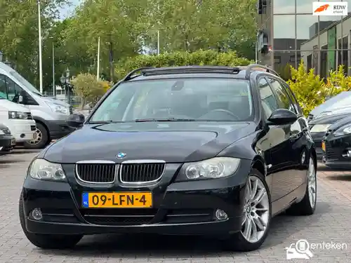 BMW 320i Touring 2008
