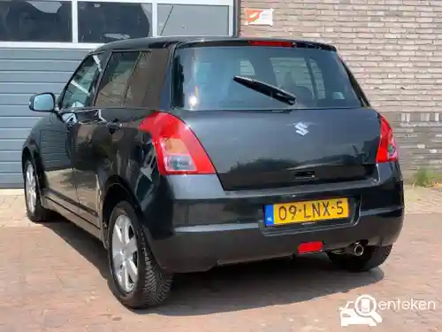 Suzuki Swift 1300 2010