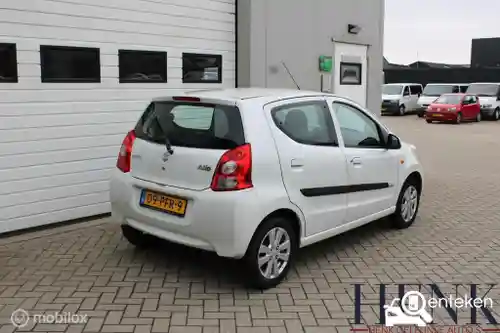 Suzuki Alto 1.0 2011