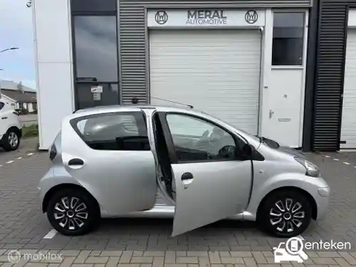 Toyota Aygo 1.0 2011