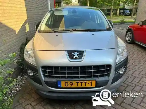 Peugeot 3008 120 VTi 2012