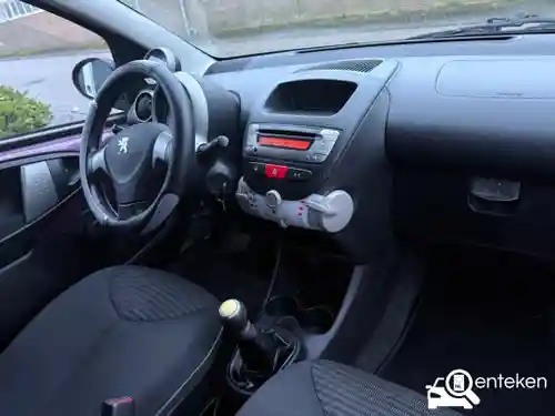 Peugeot 107 1.0 68 2012