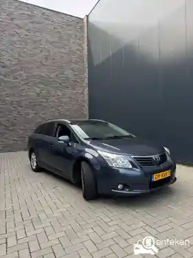 Toyota Avensis 2.0 D-4D 2012