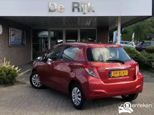 Toyota Yaris 1.0 2012