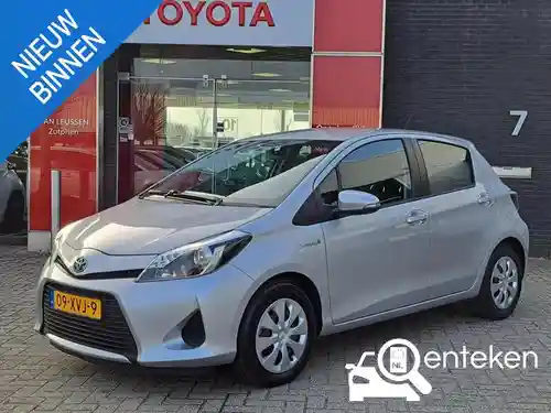 Toyota Yaris 1.5 Hybrid 2012