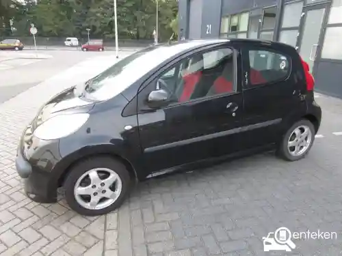 Peugeot 107 1.0 70 2008