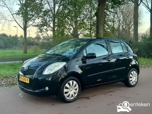 Toyota Yaris 1.3 2008