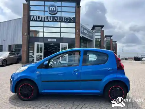 Peugeot 107 1.0 68 2012
